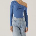 Kora Twist Front Top
